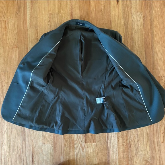 Theory Blazer in Forest Green - Picture 6 of 6